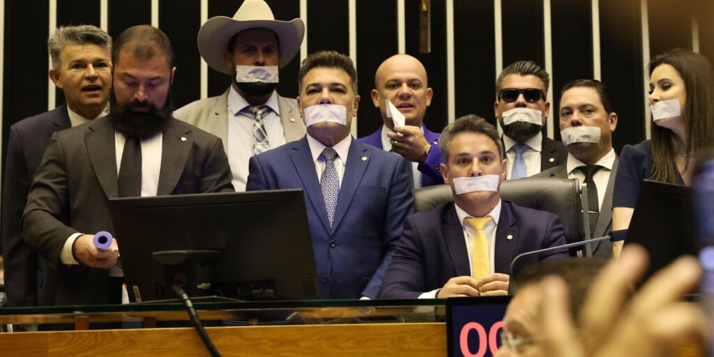 conselho-de-etica-abre-processo-contra-deputados-envolvidos-em-motim