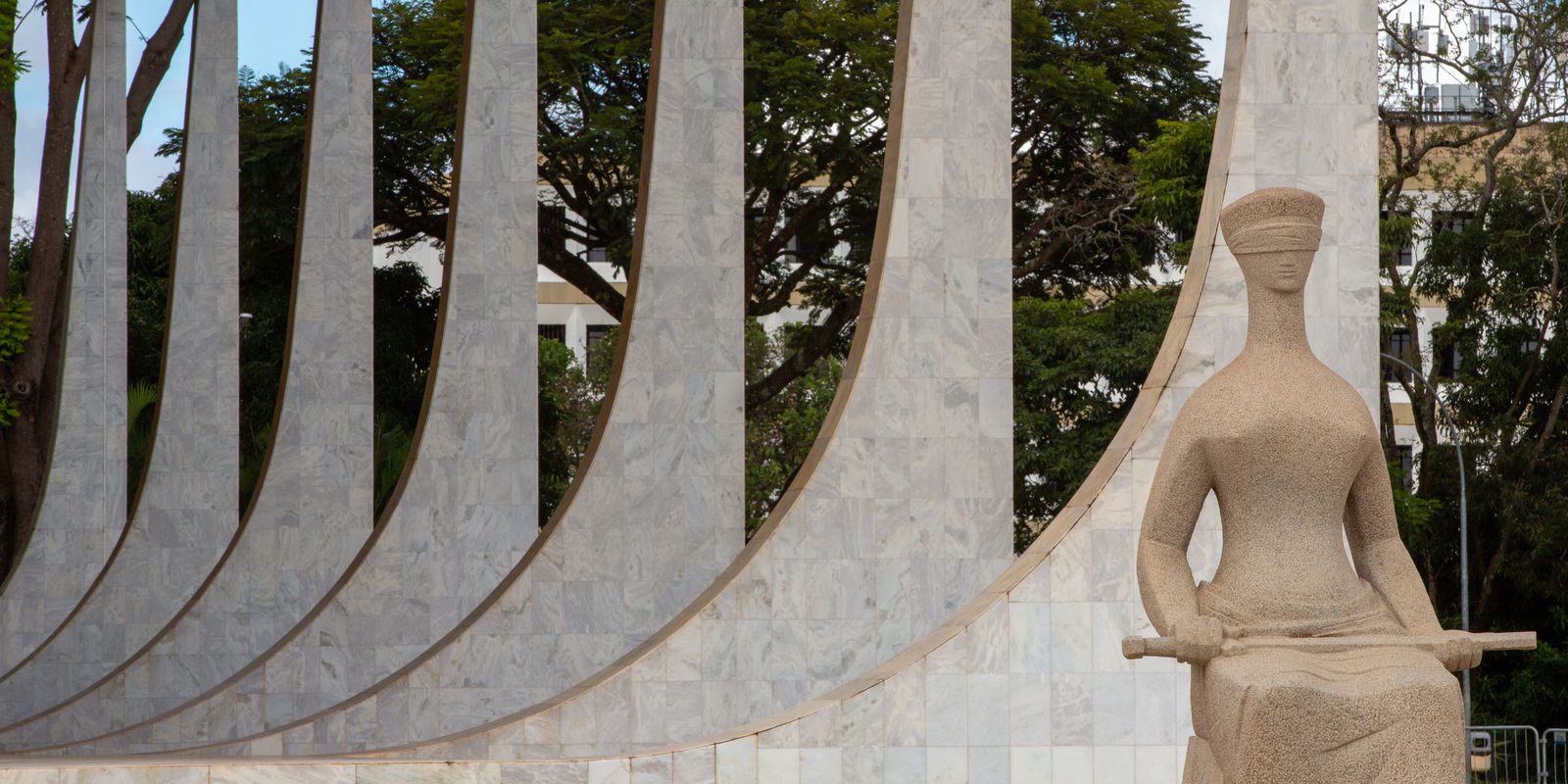 stf-suspende-julgamento-sobre-reducao-de aposentadorias-por-invalidez