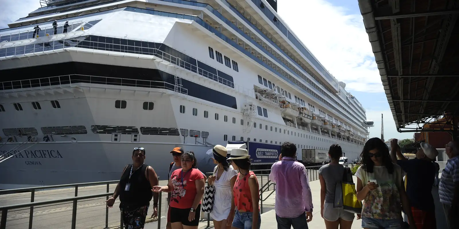 carnaval-2026:-cruzeiros-devem-atrair-40-mil-pessoas-no-brasil