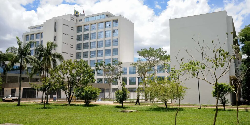 usp:-alunos-mantem-ocupacao-de-reitoria-e-pedem-reabertura-de-dialogo