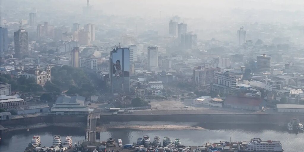 queimadas-no-am:-escolas-e-universidades-suspendem-aulas-em-manaus